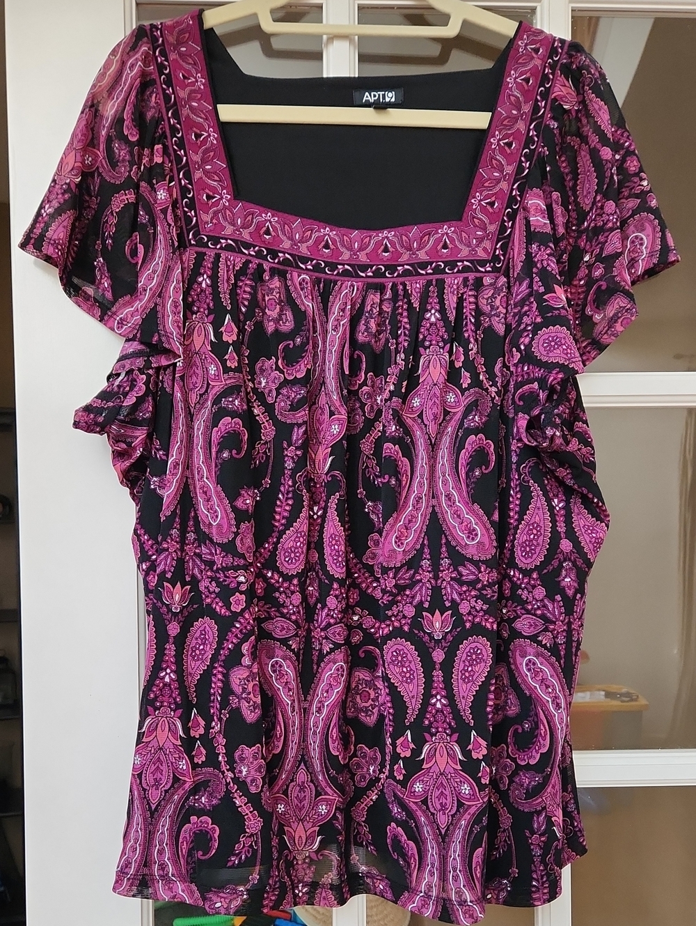 Apt. 9 Black & Pink Paisley Square-Neck Blouse